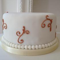 Motivtorte Hochzeit verschnörkelt