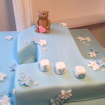 Motivtorte erster Geburtstag blau