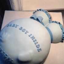 Motivtorte Babybauch blau